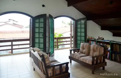 Casa com 4 quartos à venda na beritiba, 3538, suarão, itanhaém, 205 m2 por r$ 590.000