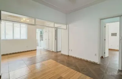Apartamento com 3 quartos à venda na rua josé do patrocínio, 120, cidade baixa, porto alegre, 101 m2 por r$ 377.700