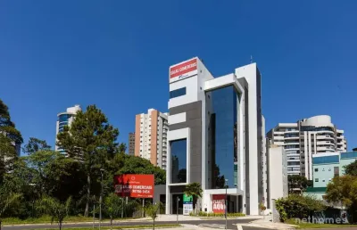 Sala comercial à venda na rua joão nicco, 126, mossunguê, curitiba, 46 m2 por r$ 882.761