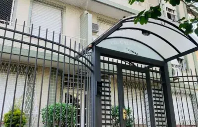 Apartamento com 2 quartos à venda na rua marquês do pombal, 746, moinhos de vento, porto alegre, 69 m2 por r$ 338.000