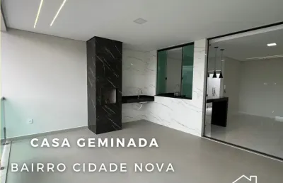 Casa com 3 quartos à venda na Avenida Doutor Getúlio Vargas, 01, Cidade Nova, Santana do Paraíso