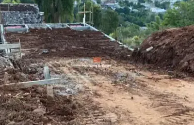 Terreno à venda em estância velha no bairro floresta - já com muros e terreno nivelado para iniciar a construção.