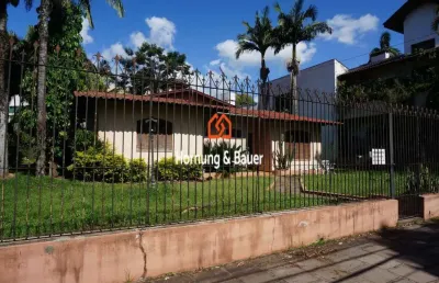 Casa comercial à venda no Centro, Sapiranga 