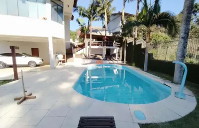 Belíssima casa / sobrado à venda no bairro encosta do sol em estância velha!
