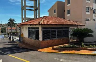 Apartamento espaçoso - area central- ja incluso iptu e condomínio