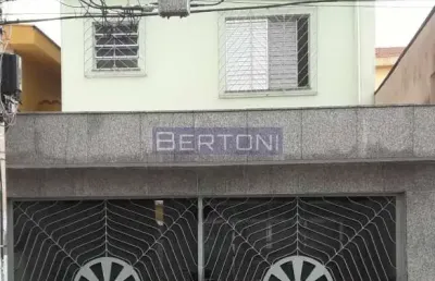 Vende-se sobrado com 03 dormitórios, 01 suite, 02 vagas em paulicéia são bernardo do campo