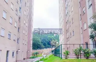 Vende-se apartamento com 02 dormitórios, 01 vaga de garagem localizado na avenida curió jardim campanário diadema