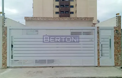 Vende-se casa térrea com 03 dormitórios, 03 vagas de garagem com portão automático em rudge ramos  são bernardo do campo