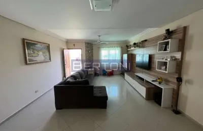 Casa com 3 quartos à venda na Vila Scarpelli, Santo André 