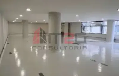 Conjunto comercial reformado no centro de são paulo