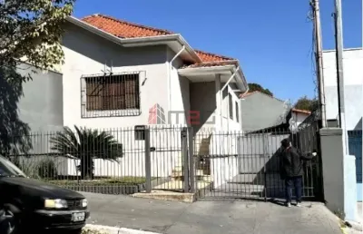 Sobrado com 3 dormitórios e 5 vagas para venda na lapa