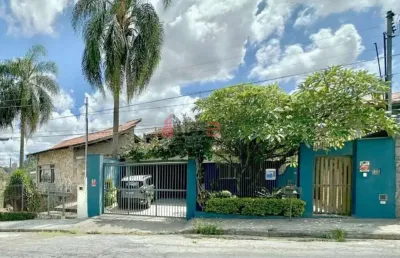 Ótima casa com bom acabamento, conforto e comodidade.
