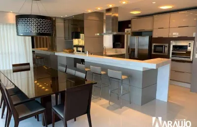 Apartamento com 4 quartos para alugar na Rua 4900, 5720, Centro, Balneário Camboriú