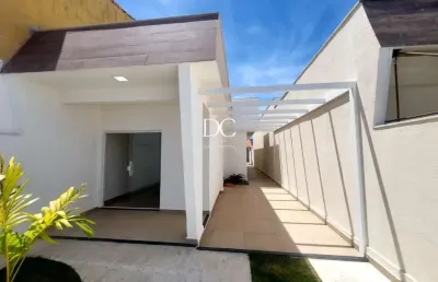 Casa com 3 quartos à venda na rua oitenta e cinco, jardim atlântico leste (itaipuaçu), maricá por r$ 570.000