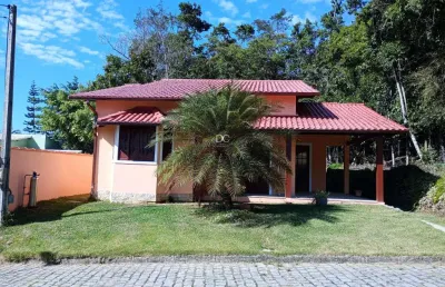 Casa com 2 quartos à venda na rodovia ernani do amaral peixoto, casa 110, são josé do imbassaí, maricá, 360 m2 por r$ 870.000
