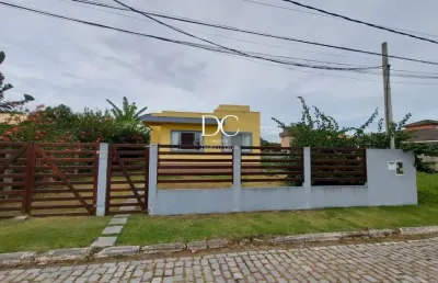 Casa em condomínio fechado com 3 quartos à venda na estrada oscar vieira da costa júnior, cajueiros (itaipuaçu), maricá por r$ 460.000