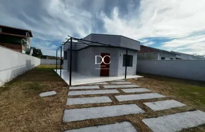 Casa com 3 quartos à venda na rua quarenta e três, jardim atlântico central (itaipuaçu), maricá por r$ 390.000