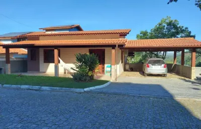 Casa em condomínio fechado com 3 quartos à venda na estrada caetano monteiro, 2835, badu, niterói, 196 m2 por r$ 735.000