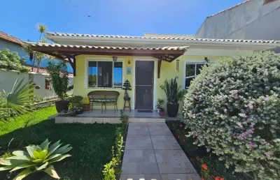 Casa em condomínio fechado com 3 quartos à venda na rua raul alfredo de andrade, 00, caxito, maricá por r$ 790.000