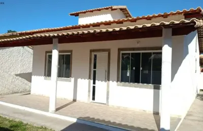 Casa com 2 quartos à venda na rua antônio de oliveira figueiredo, itapeba, maricá por r$ 450.000