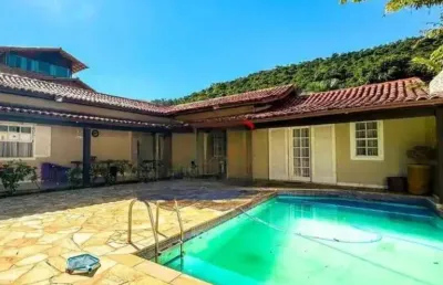 Casa com 3 quartos à venda na rua da amizade, s/n, itaipu, niterói, 200 m2 por r$ 1.754.000