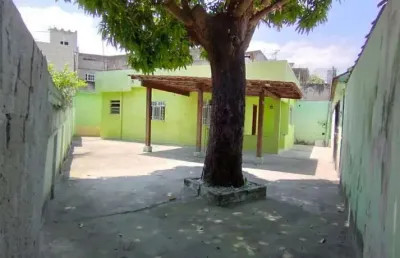 Casa com 2 quartos à venda na rua cristóvão rosa de almeida, 44, porto novo, são gonçalo por r$ 240.000