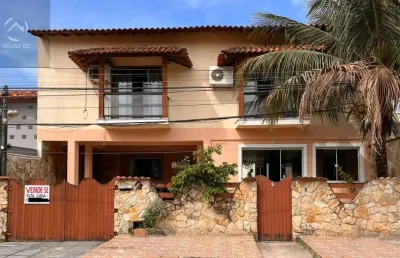 Casa em condomínio fechado com 4 quartos à venda na estrada francisco da cruz nunes, 1575, itaipu, niterói, 500 m2 por r$ 1.260.000