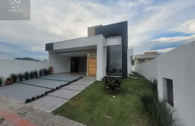 Casa em condomínio fechado com 3 quartos à venda na rua dos cajueiros, 111, inoã, maricá por r$ 895.000