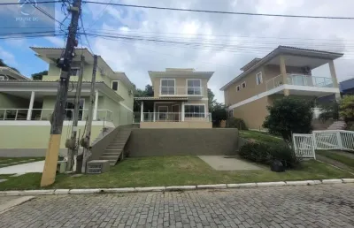 Casa em condomínio fechado com 4 quartos à venda na avenida roberto da silveira, 2400, flamengo, maricá por r$ 660.000
