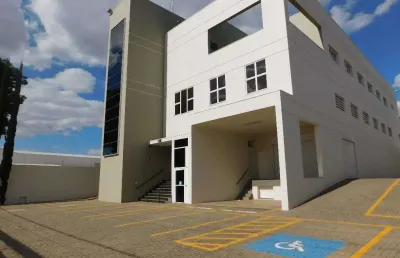 Prédio para alugar na rua alfredo da costa figo, 736, parque rural fazenda santa cândida, campinas, 1154 m2 por r$ 30.000