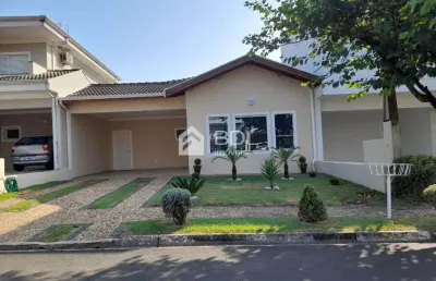 Casa em condomínio fechado com 3 quartos à venda na avenida josé puccinelli, 130, cascata, paulínia, 180 m2 por r$ 850.000