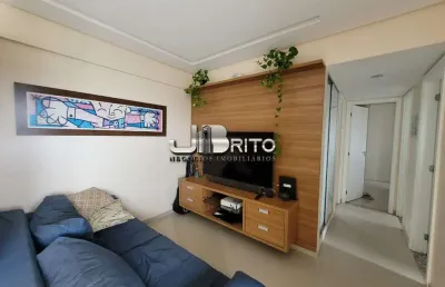 Apartamento 80m²| 3 quartos com suíte| andar alto|varanda|2 vagas cobertas| paralela