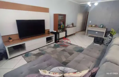 Sobrado a vendo no pestana com 3 dormitórios sendo 1 suíte.