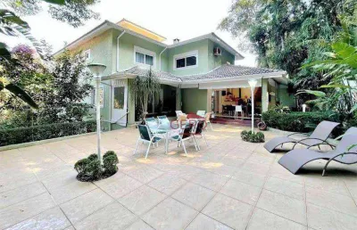 Casa de luxo no cond. forest hills - 4 suítes, paisagismo, lareira e varanda gourmet em jandira/sp