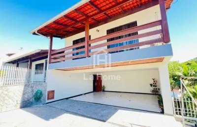 Casa com 4 quartos à venda no garcia, blumenau , 409 m2 por r$ 1.090.000