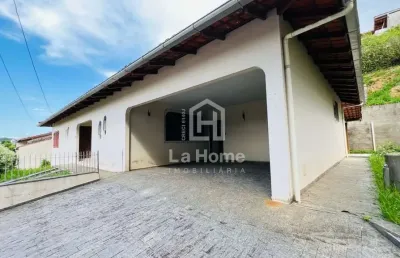 Casa em condomínio fechado com 6 quartos à venda em água verde, blumenau , 170 m2 por r$ 750.000
