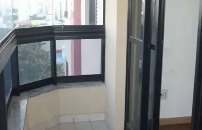 Ótimo apto na vila gilda. 102 m², 2 suítes, 2 vagas.