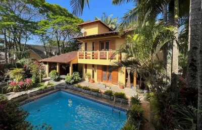 Casa à venda em cotia - condomínio são paulo 2 - 4  quartos sendo 1 suíte + edícula suíte hóspedes e escritório!