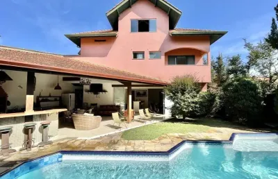 Casa em cotia - condomínio são paulo ii - linda com 4 suítes, lareira, gourmet e piscina!