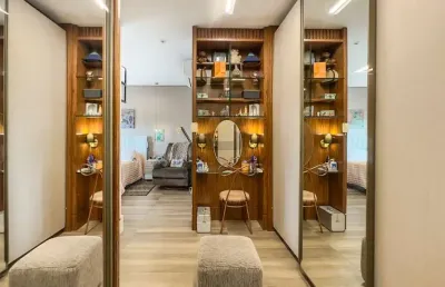Apartamento a venda em alphaville, andar alto, 4 quartos, 3 vagas, depósito integrado, closet lindo e varanda gourmet