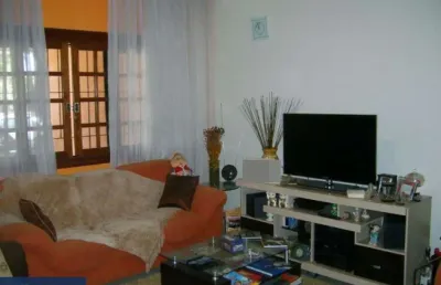 Sobrado a venda 3 quartos (1 suíte), 3 banheiros e 2 vagas garagem, continental ii, guarulhos, sp