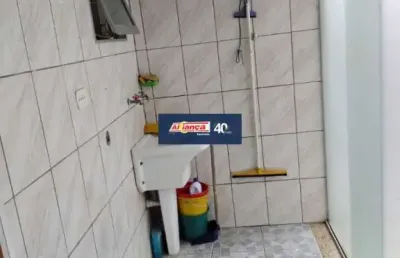Casa bem localizada na região central de guarulhos, com tudo perto.