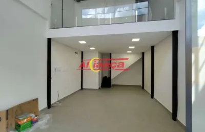 Sala comercial próximo a restaurantes, lojas, supermercados, padarias e outros comércios da região.