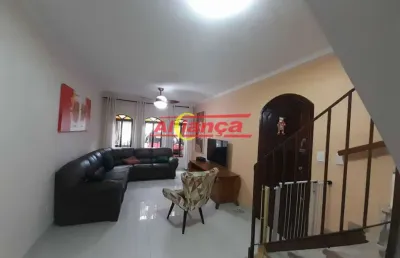 Casa com 3 quartos à venda na Rua Gurupatuba, 133, Vila Mazzei, São Paulo