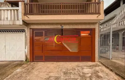 Casa com 5 quartos à venda na Rua Criselidia Brito Barros, 71, Jardim Santa Emilia, Guarulhos