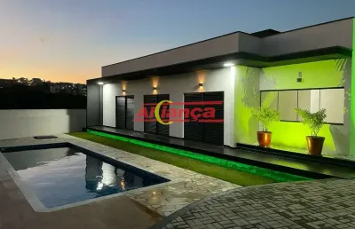 Viva o luxo e a segurança em atibaia: casa no condomínio fechado parque residencial shambala iii!