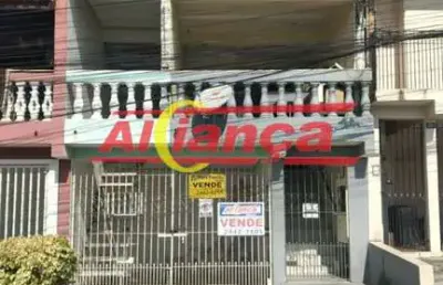 Lindo sobrado no bairro são manoel facil acesso a rodovia presidente dutra e comercios .