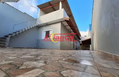 Casa com 2 dormitórios, 1 suíte e 2 banheiros com 5 vagas em guarulhos