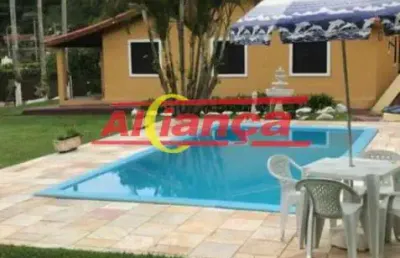 Chácara / sítio com 4 quartos à venda na Rua dos Guarantãs, 499, Parque dos Jacarandás, Arujá