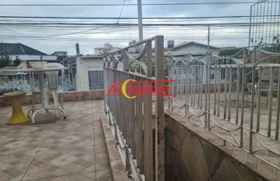 Casa no jd. pinhal - guarulhos - 03 dormitórios e duas vagas.